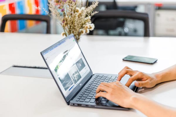 創(chuàng)新引領(lǐng)，江蘇艾思特自動(dòng)化設(shè)備真空吸盤(pán)吊具助力工業(yè)搬運(yùn)新變革